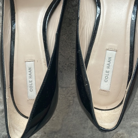 Black Patent Pumps. Peep toe. - Picture 7 of 8